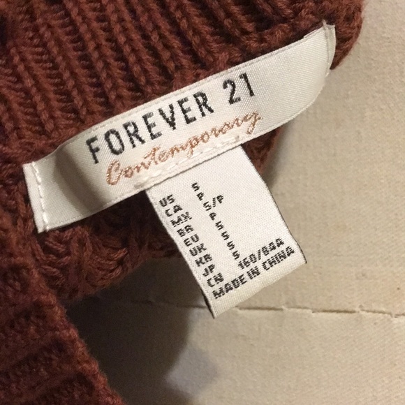 F21 Oversized knit sweater - Picture 4 of 4